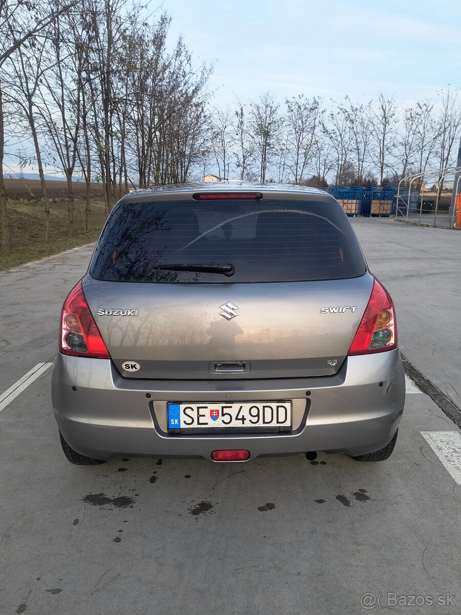 Suzuki Swift 1.3 - 5