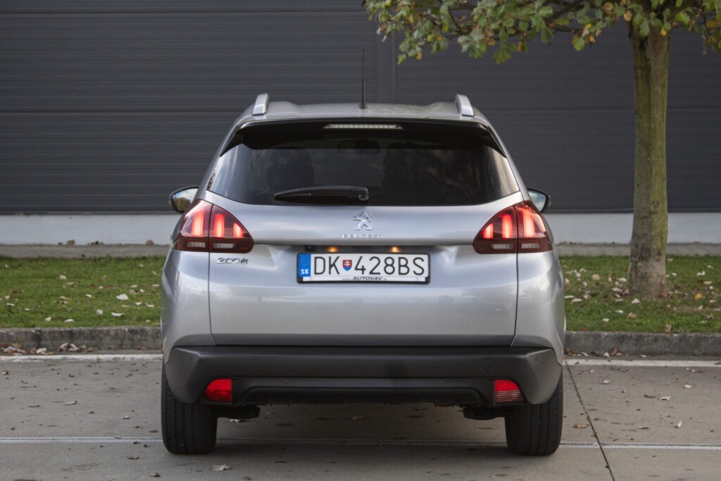 Peugeot 2008 1.2 PureTech Style - 5