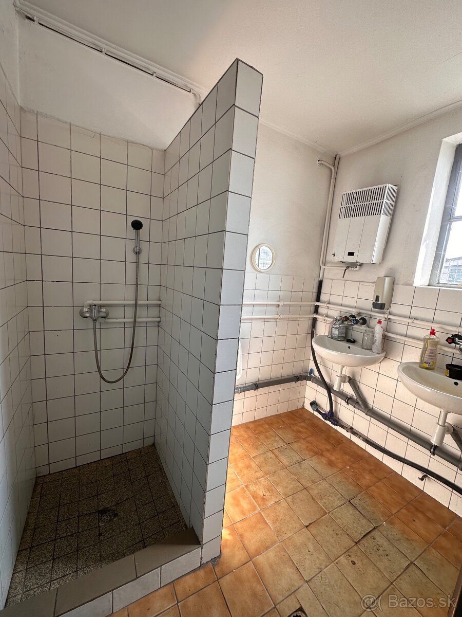 Autoservis, skladove priestory predaj - 5