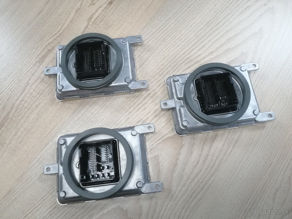 Jednotka LED světlometu VW AUDI 95C941571H - 5