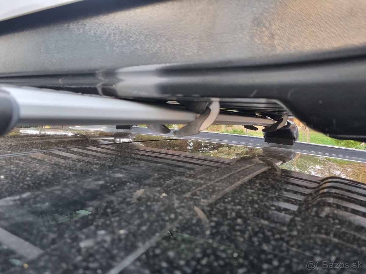 Strešný box Thule Atlantis 600 - 5