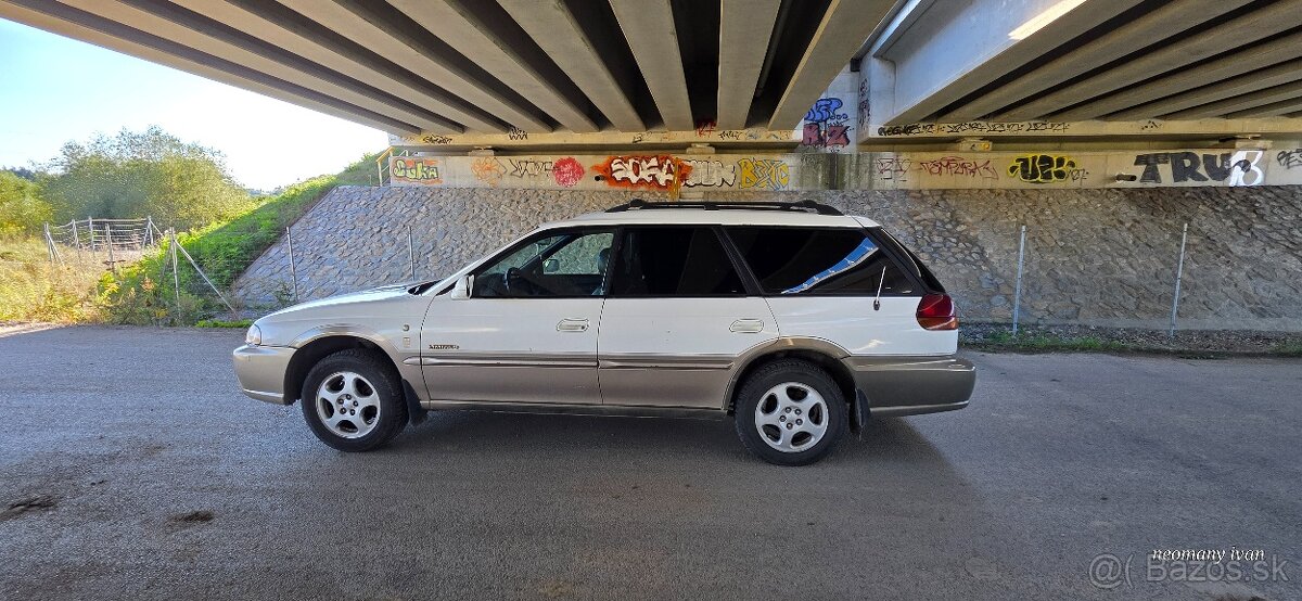 subaru legacy outback - 5