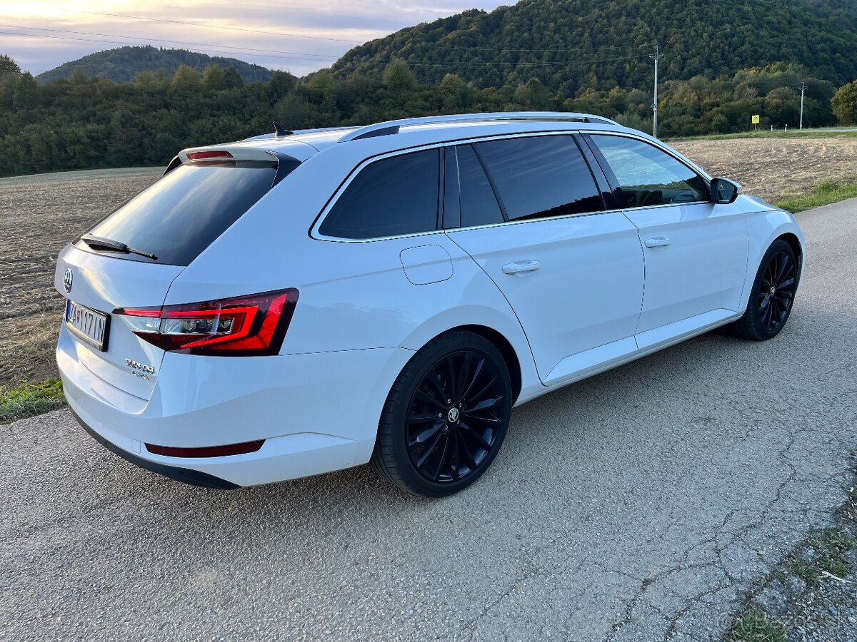 Skoda Superb combi III 140kw 4x4 r.2018 - 5