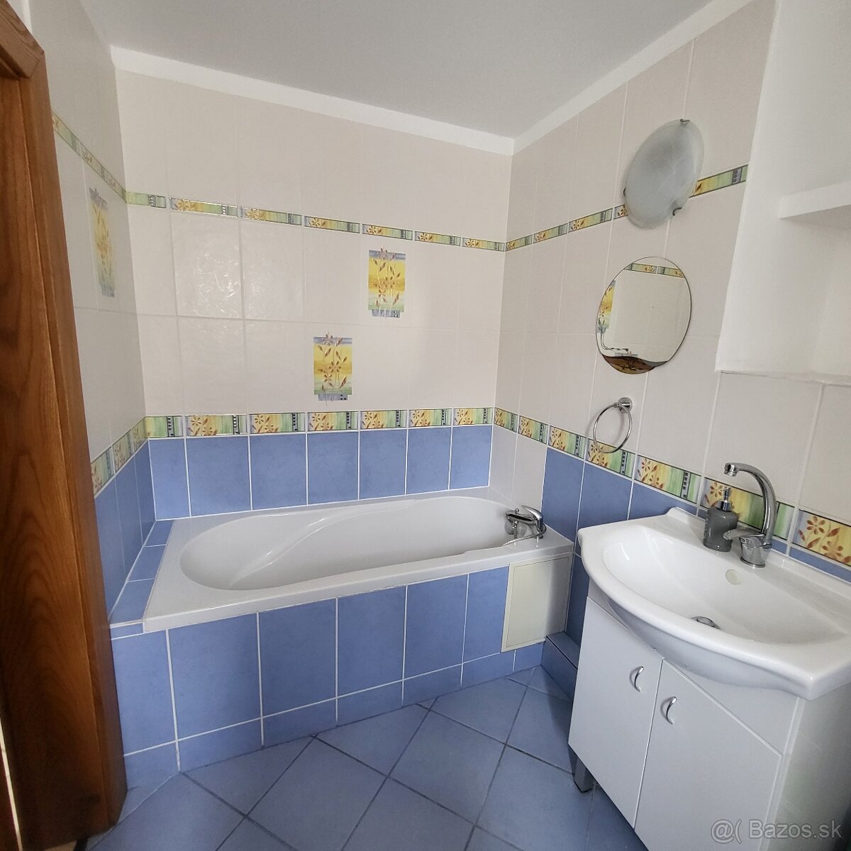 Prenájom 2 izbový byt, balkón na Štefánika (Staré sídlisko) - 5