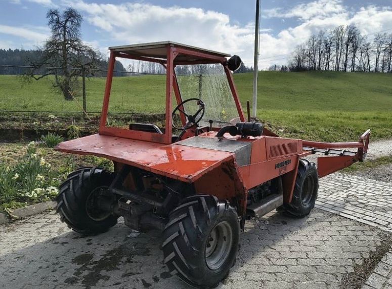 Horská kosačka bucher tm 800 4x4 - 5