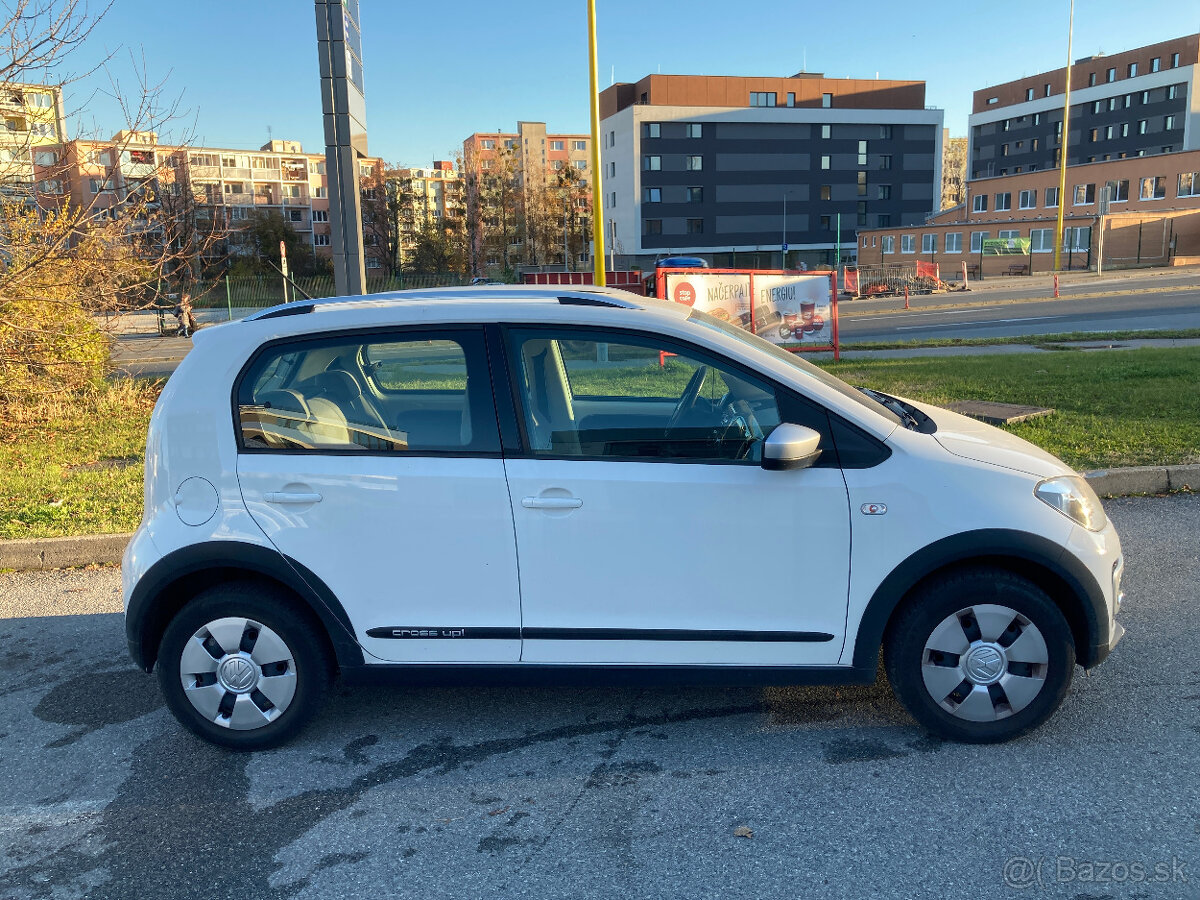 VW Up Cross, 75 k, r.v. 2016, 91 tis. km - 5
