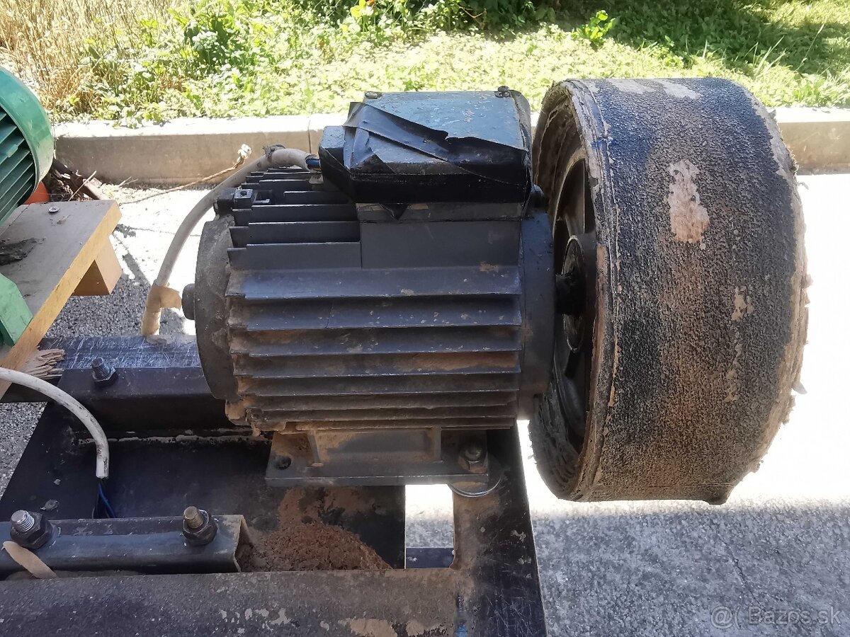 Stôl viacúčelový na vŕtanie a brúsenie - 5