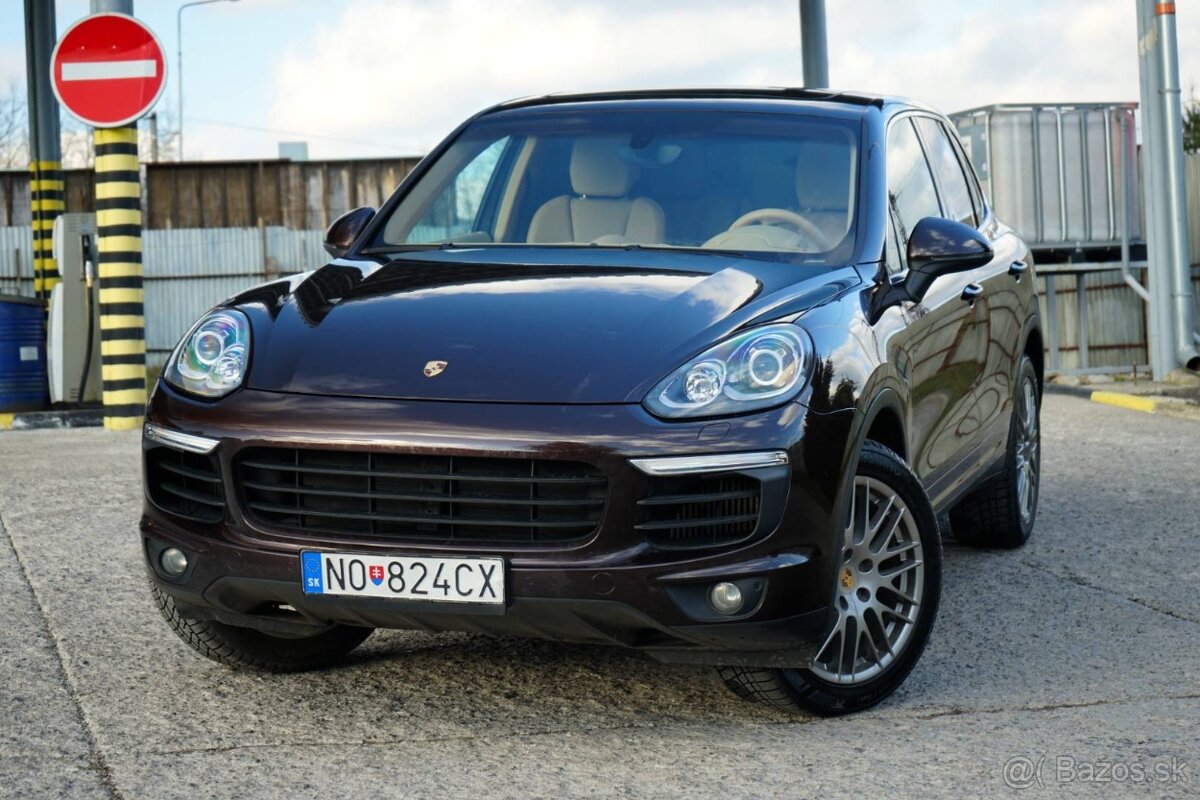 Porsche Cayenne - 5