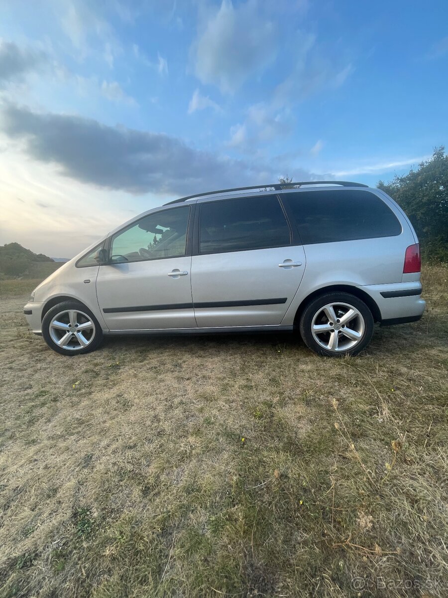 Seat Alhambra 2,0 TDI 103kw/140k - 5