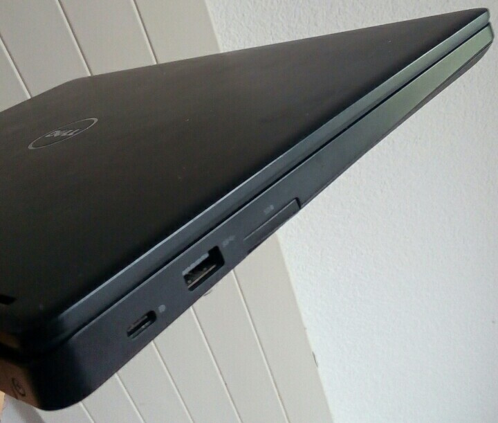 DELL Latitude i5-7300U/8/256/LED Kl./Bat.4h+/TOP A+Zaruka 6m - 5