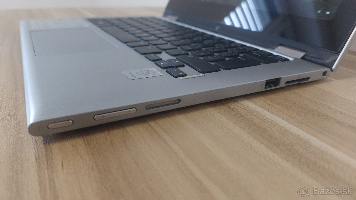 Dell Inspiron 11z touch - 5