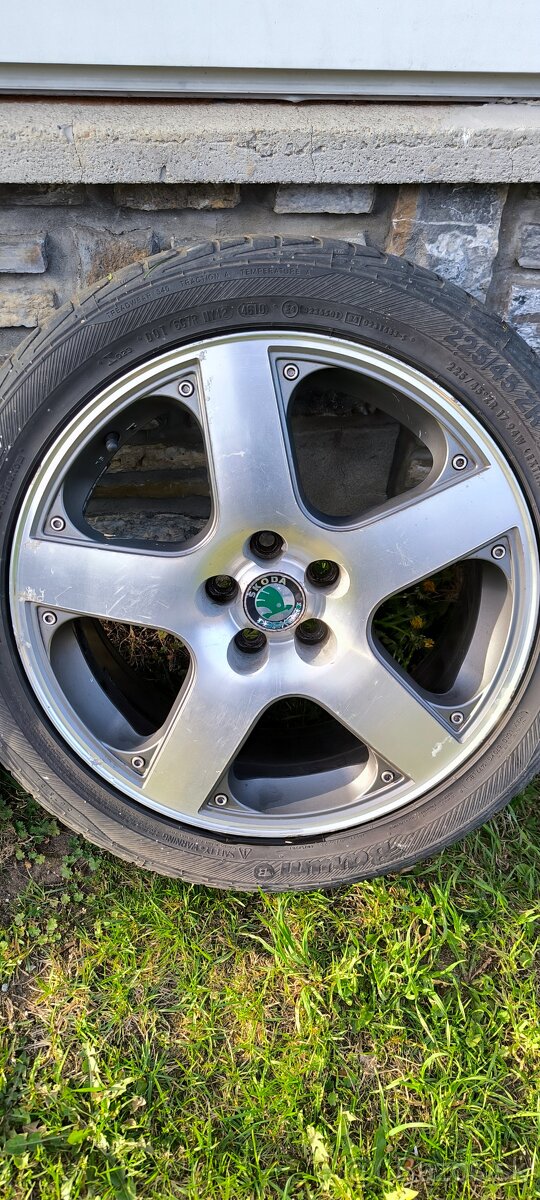 Elektróny VW R17 - 5