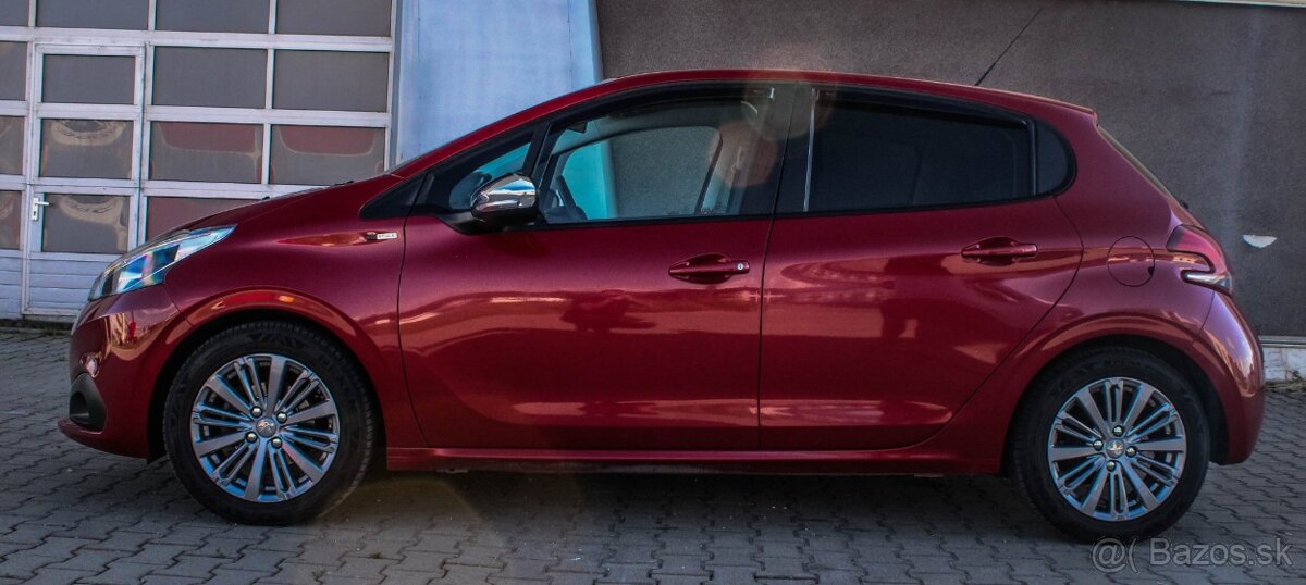 Peugeot 208 1.2 PureTech Style - 5