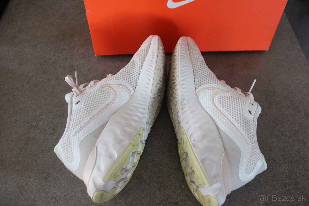 Nike renew tenisky - 5