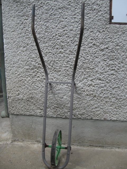 cirkulár + príslušenstvo, furik , nádrže - 5