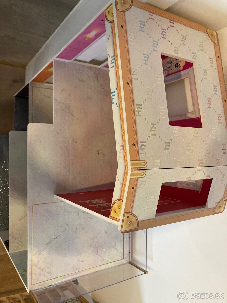 Rainbow High domček kolej - 5