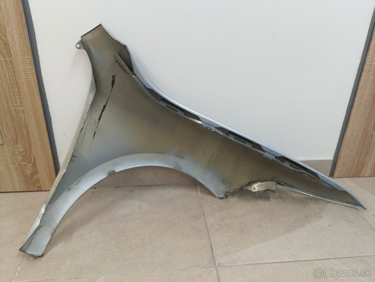 Predný pravý blatník Škoda Superb 2 - 5