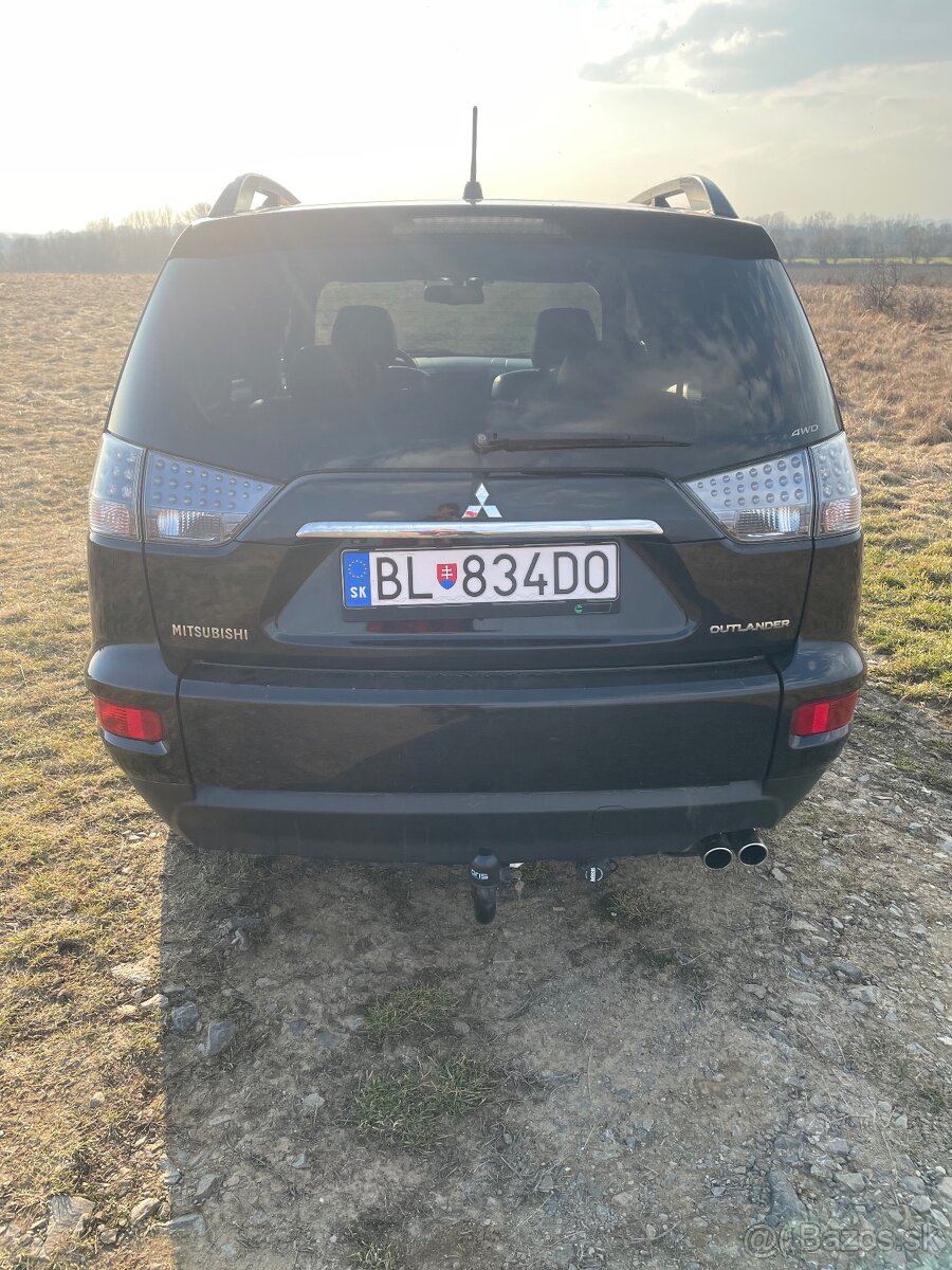 Predám MITSUBISHI Outlander - 5