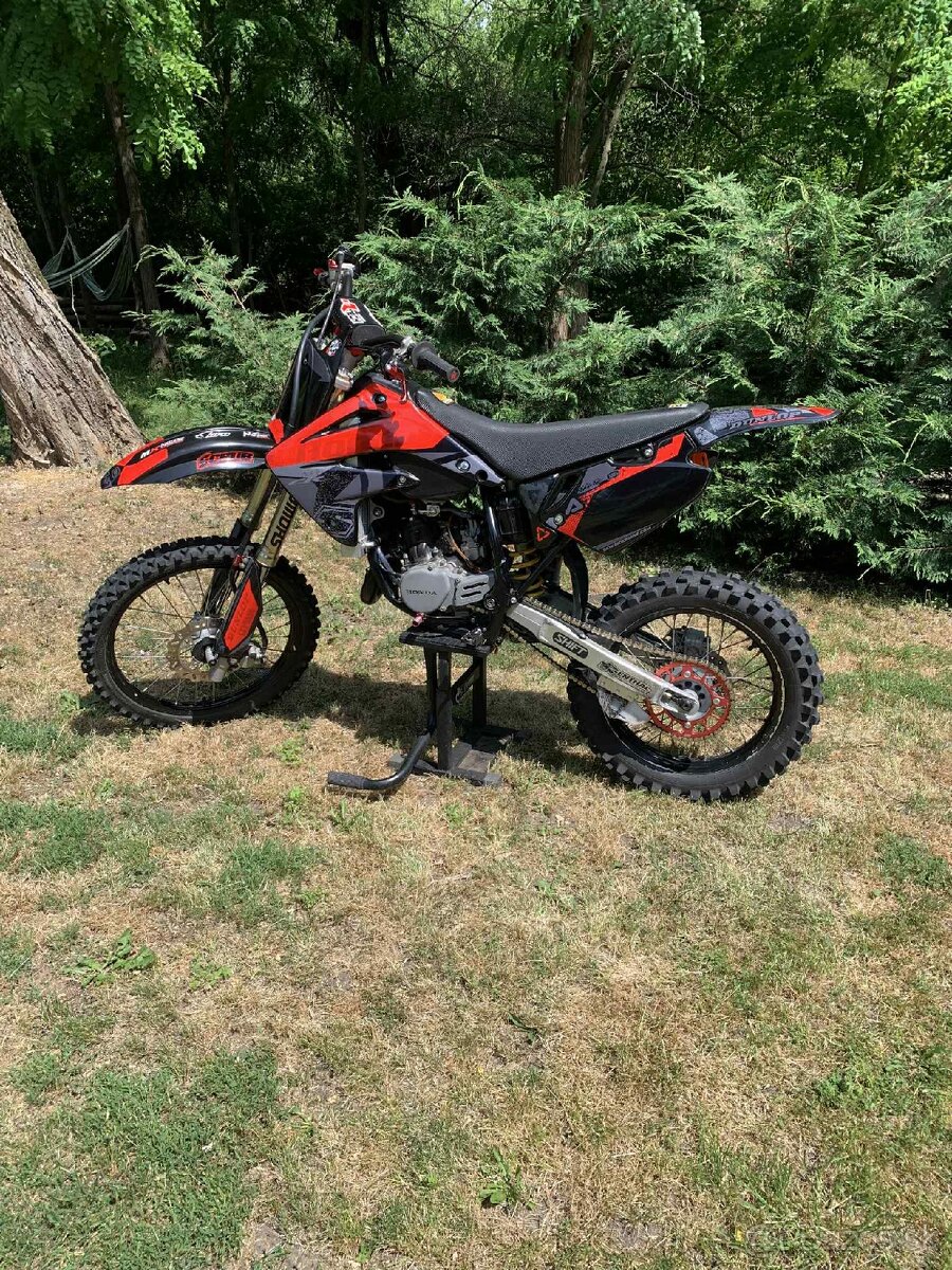 Honda Cr85