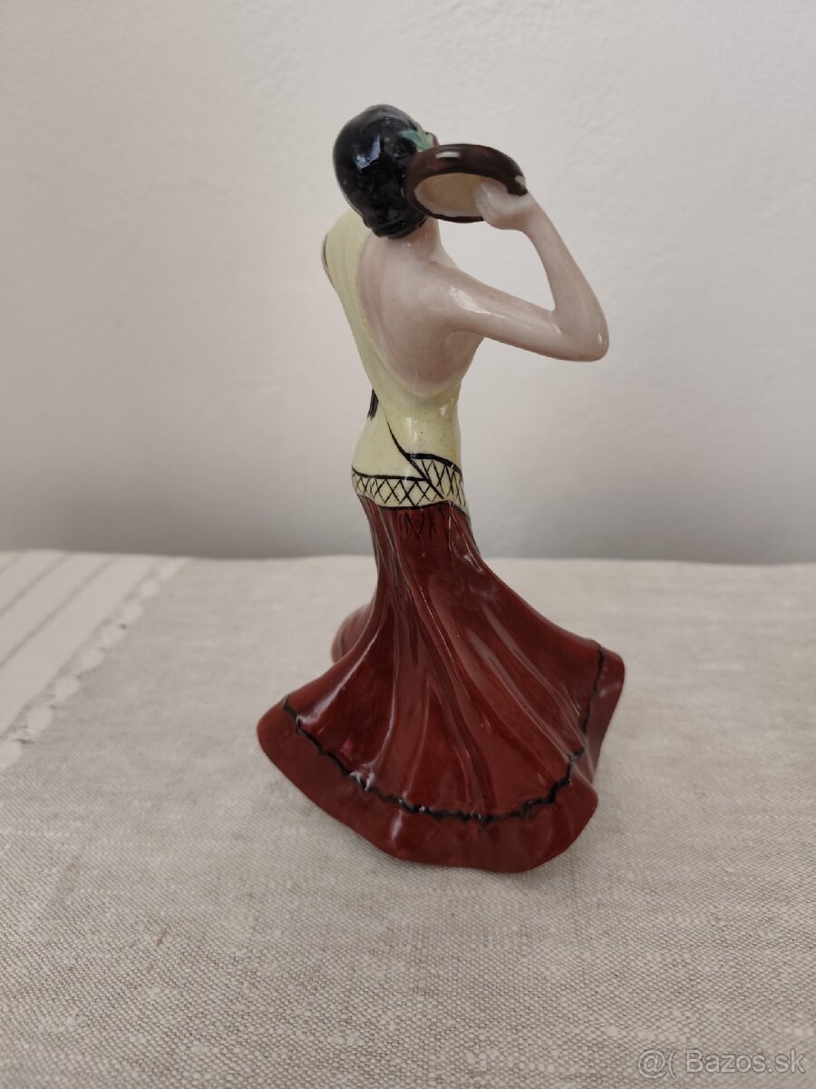 Royal dux tanečnica s tamburínou porcelánová soška - 5