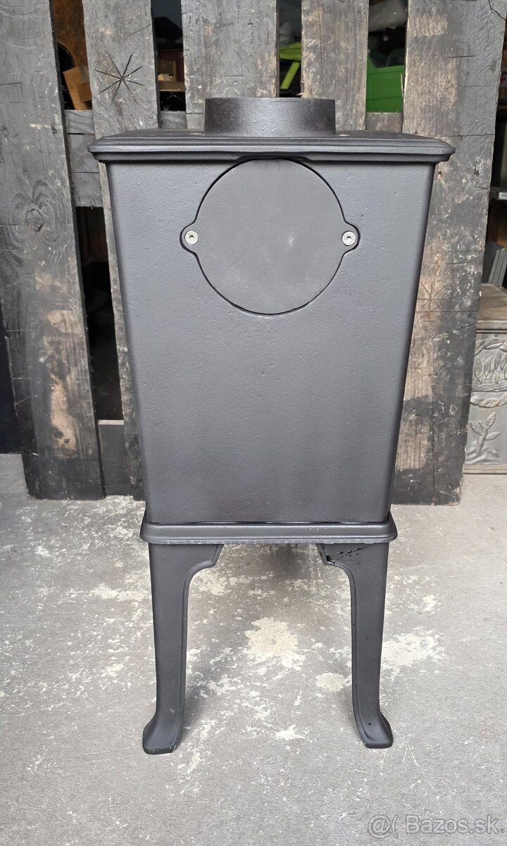 Liatinové kachle Jotul F 602 N čierný lak - 5