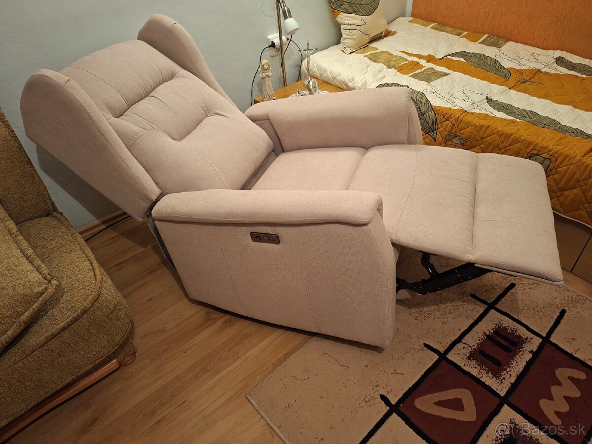 Polohovateľné elektrické kreslo - 5