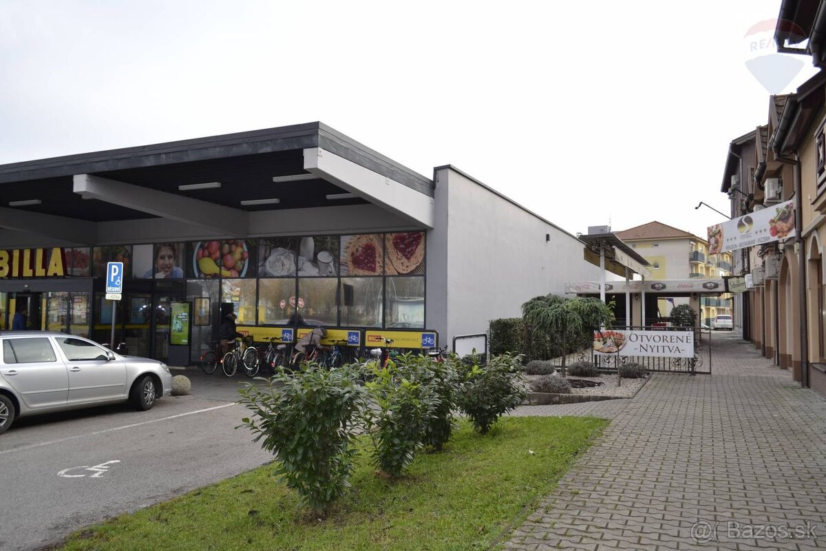 Prenájom komerčného priestoru v centre Veľkého Medera - 5