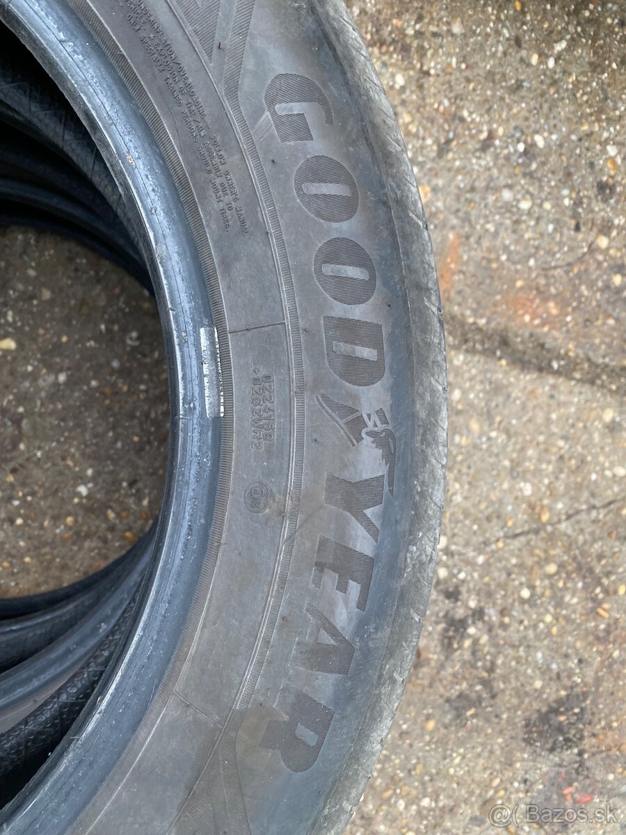 Predam pneumatiky Goodyear EfficientGrip 2 SUV 225/60 R18 - 5