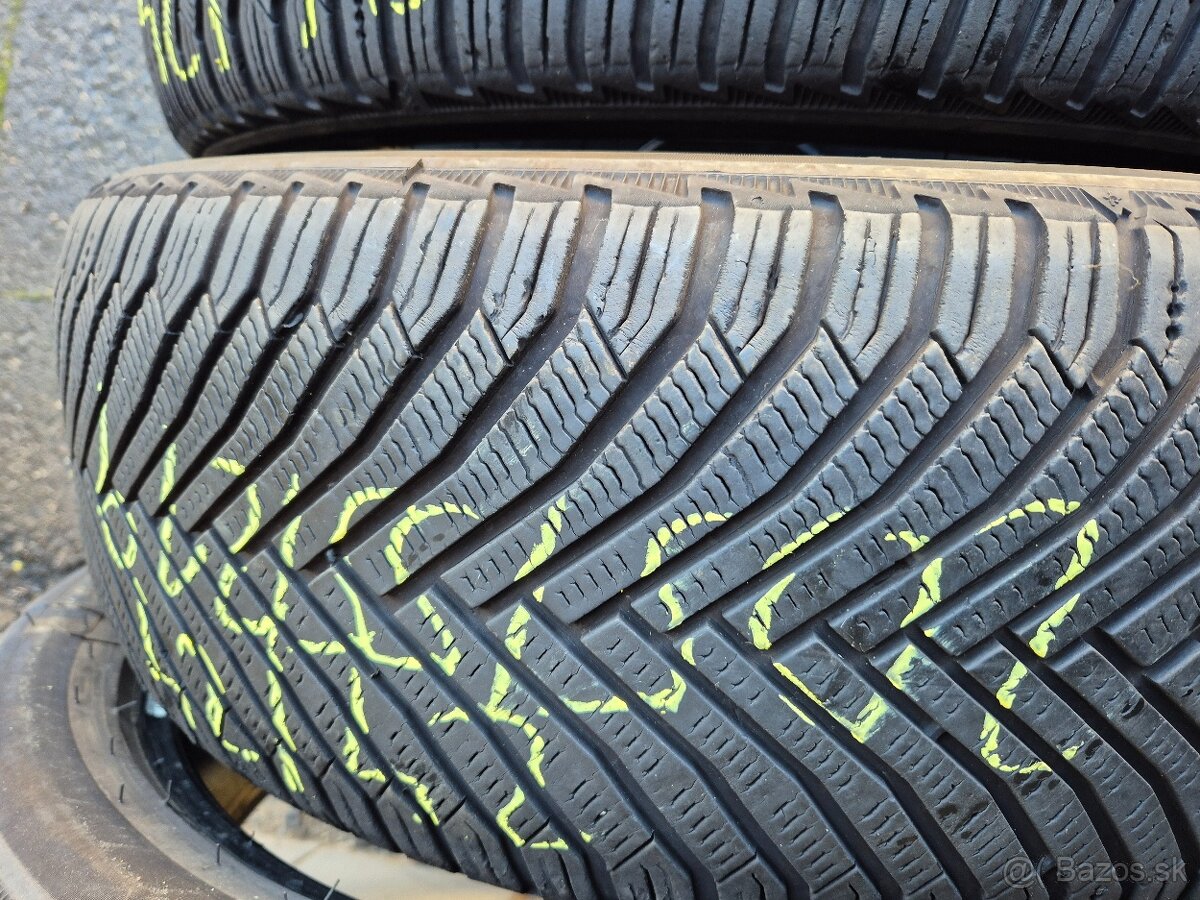 Predam zimne pneu 205/55R19 Michelin - 5