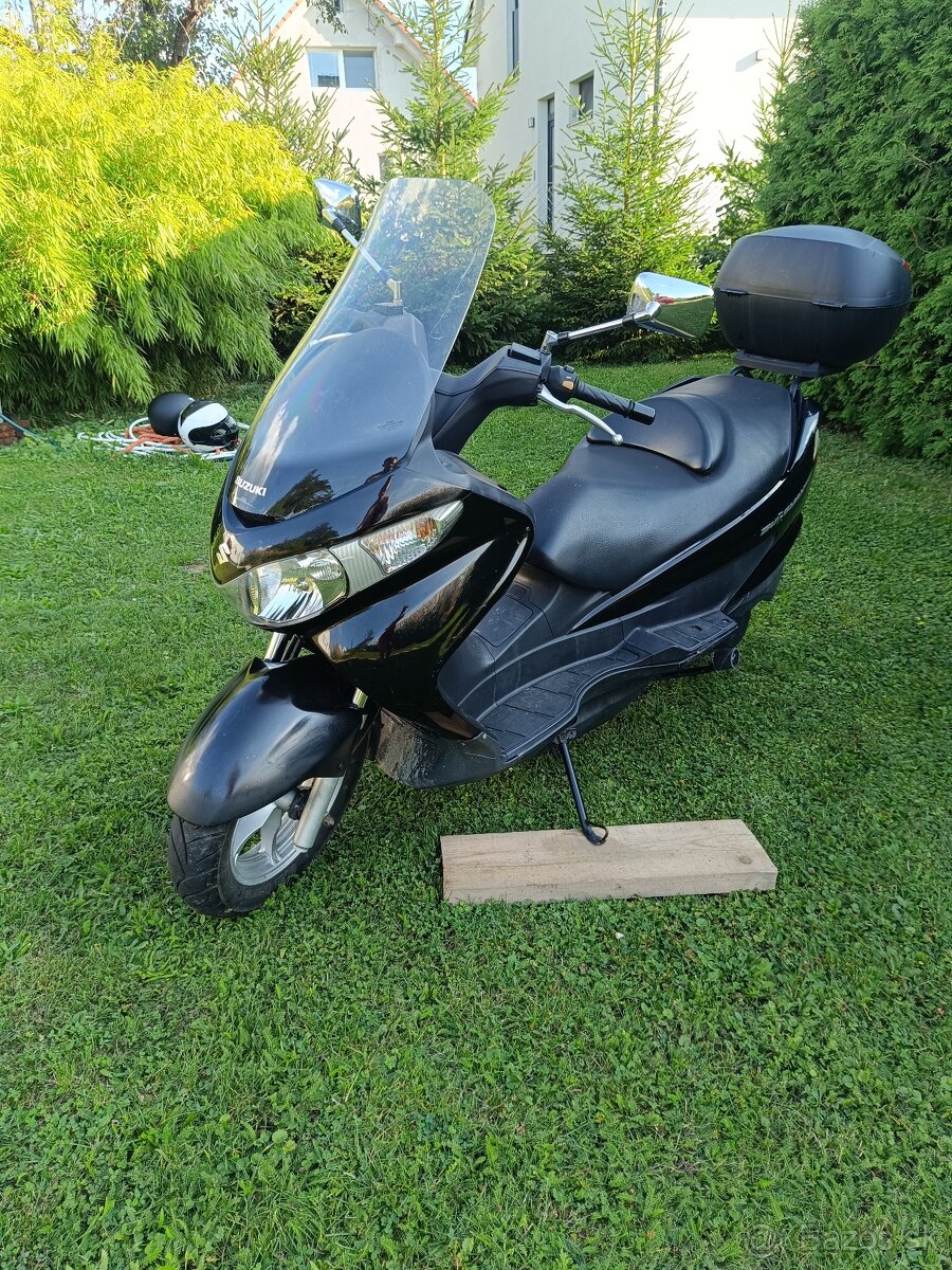 Suzuki Burgman 125 - 5