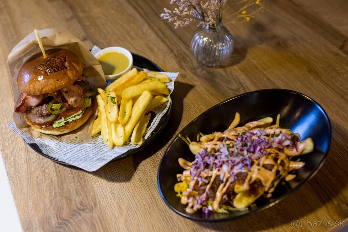 Hľadáme čašníka / čašníčku do nášho tímu 🍽️ - 5