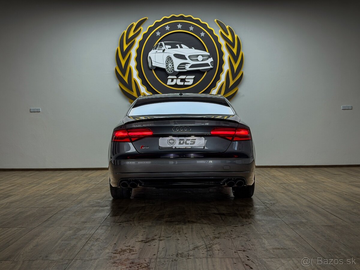 Audi S8 PLUS Quattro - 5