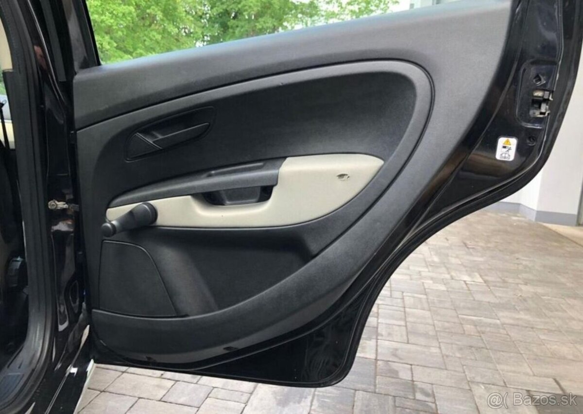 Fiat Punto 1.4 benzín manuál 57 kw - 5