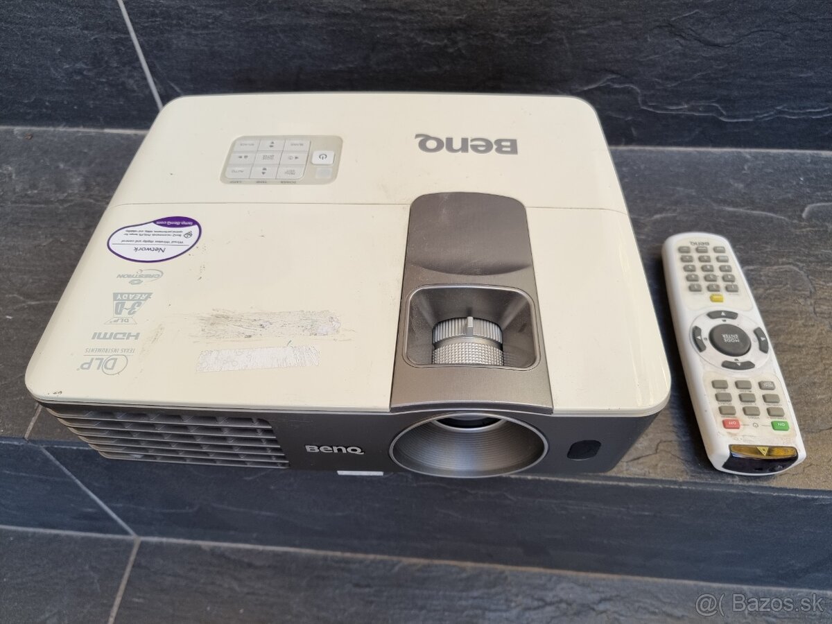 Predám projektory - 5