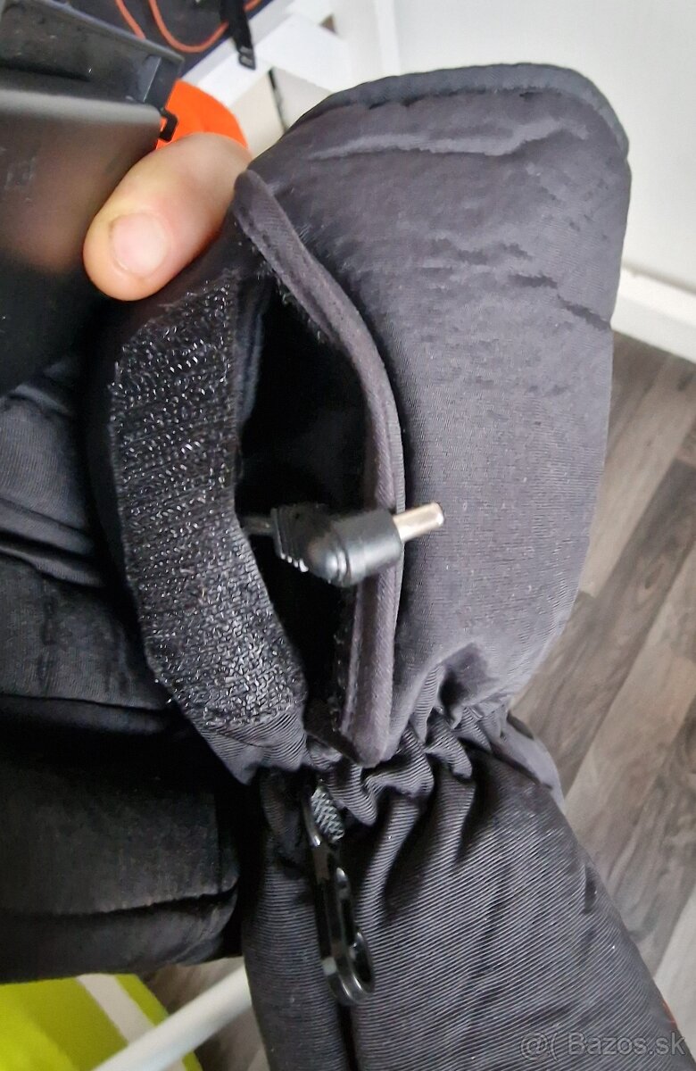 Prilba,taška,vyhrievane rukavice - 5