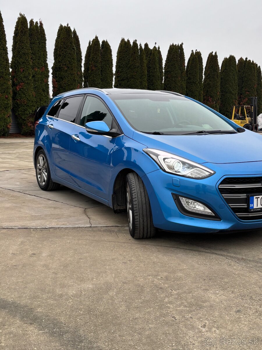 Hyundai i30 1.6 - 5