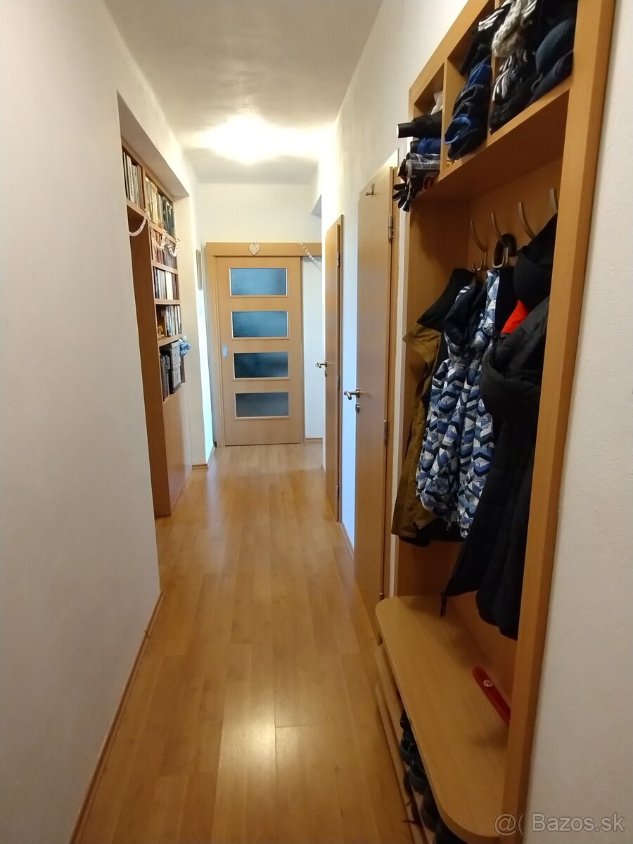 Predám 3 izbový byt - 5