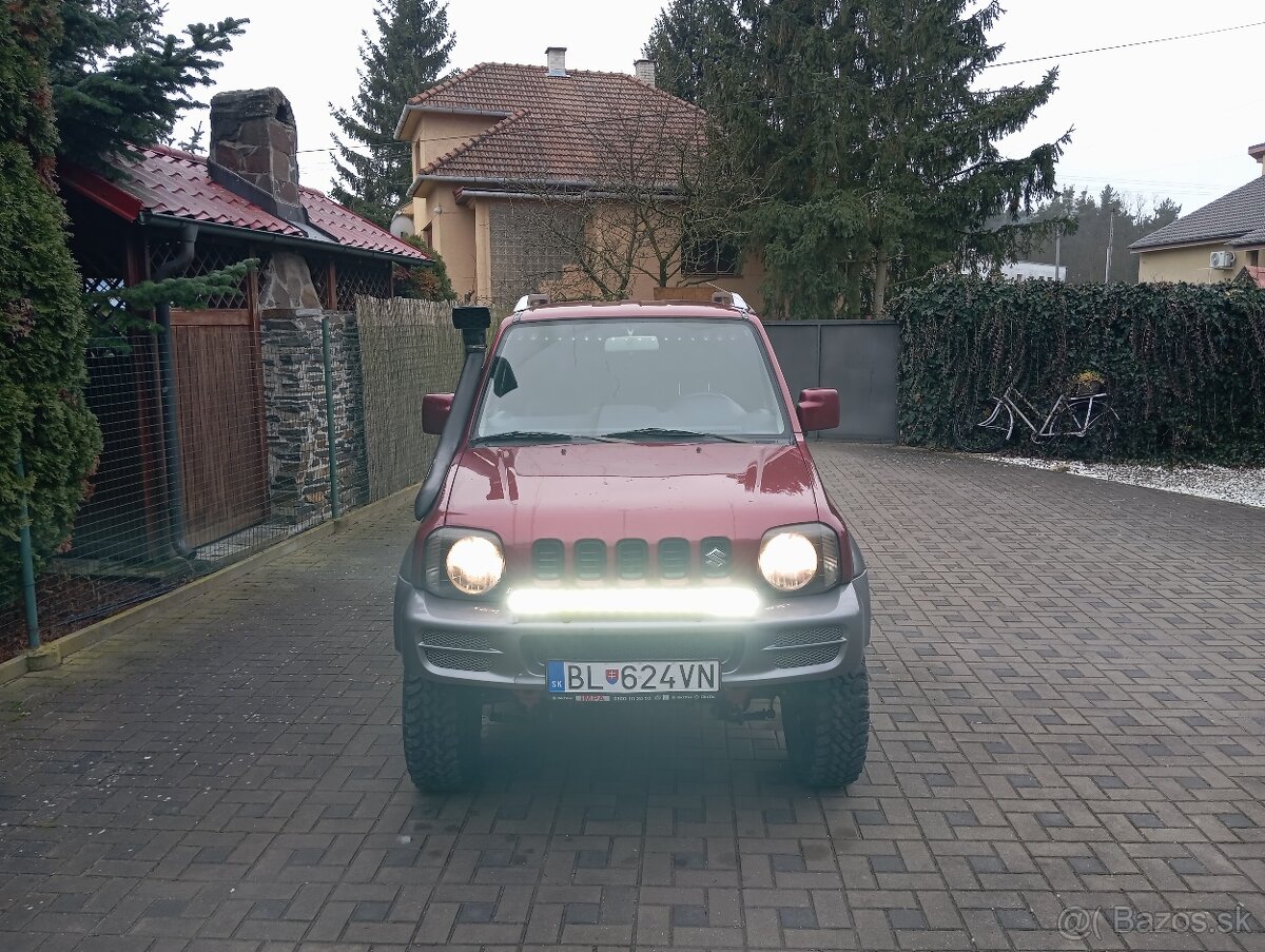 Suzuki Jimny 1.3i rv2011 Kúpené v SR - 5