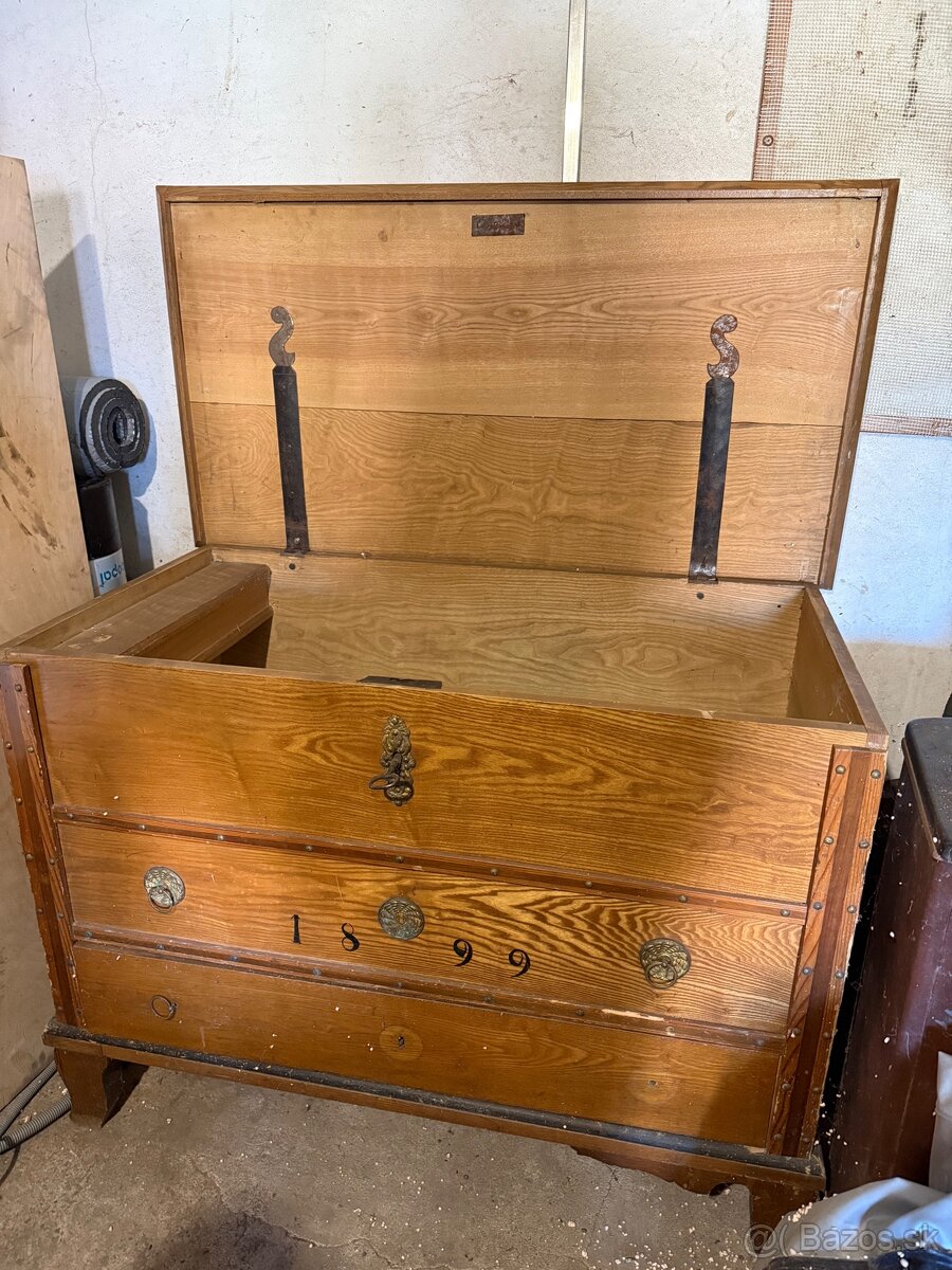 Starožitná komoda 1899 - 5