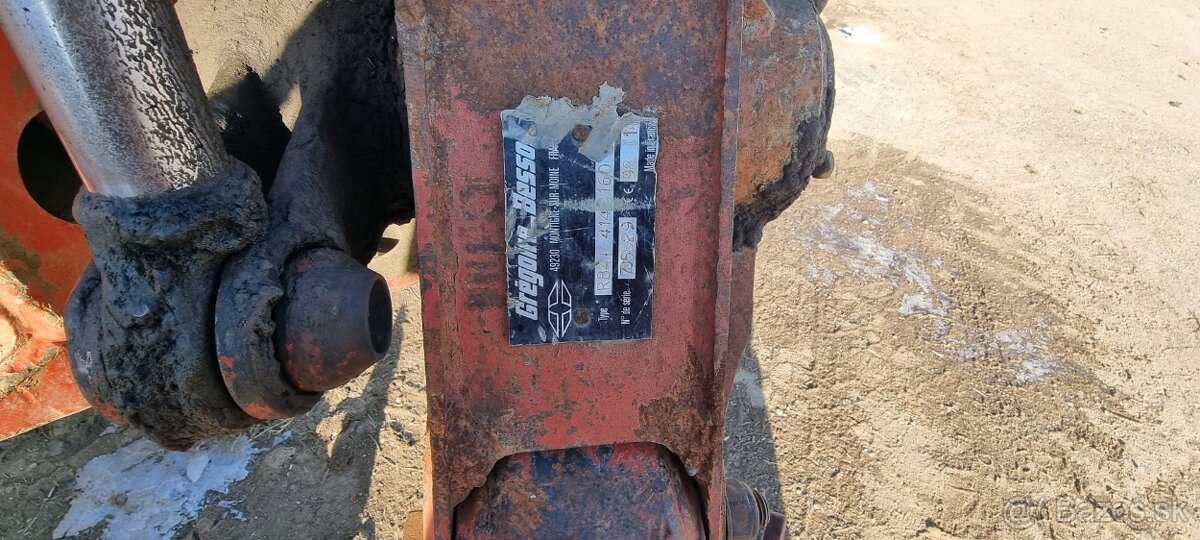 Pluh obracak Gregoire Besson 2005 otočný - 5