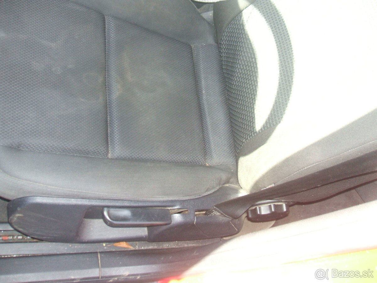 AUDI A4 AVANT 2.5 TDI - 5