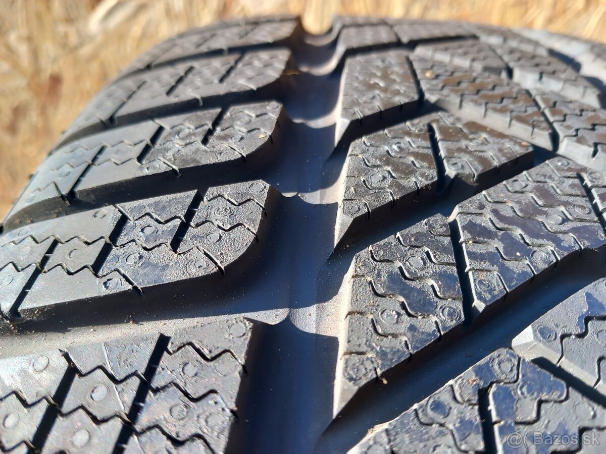 235/45 r19 zimne pneumatiky - 5