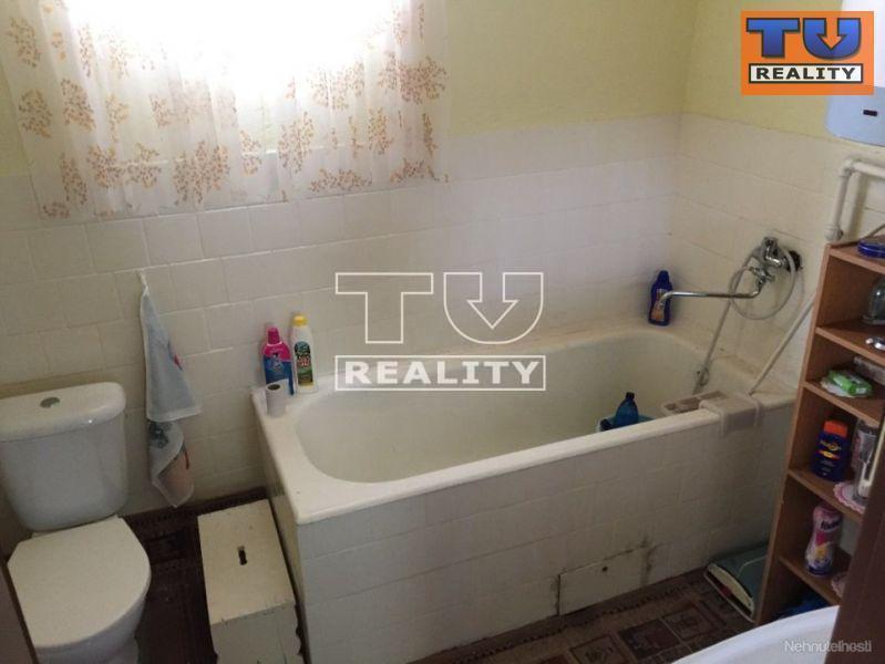 Dom vhodný na rekonštrukciu - 5