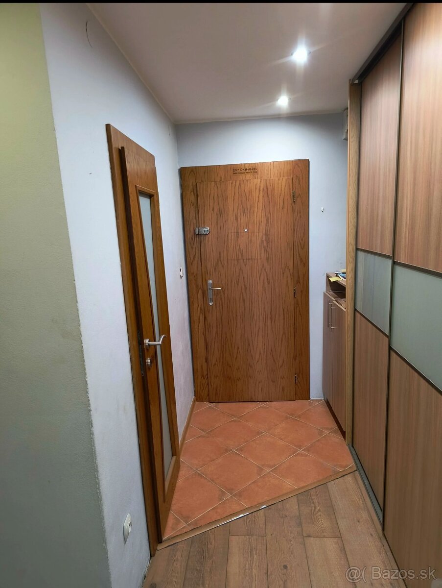 1,5 izbový byt na Sídlisku Terasa. - 5