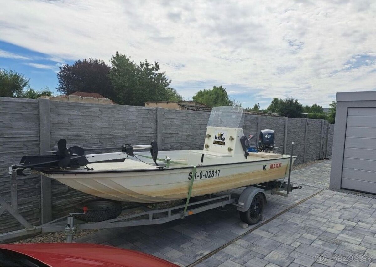 Motorový čln s prívesným vozíkom - 5