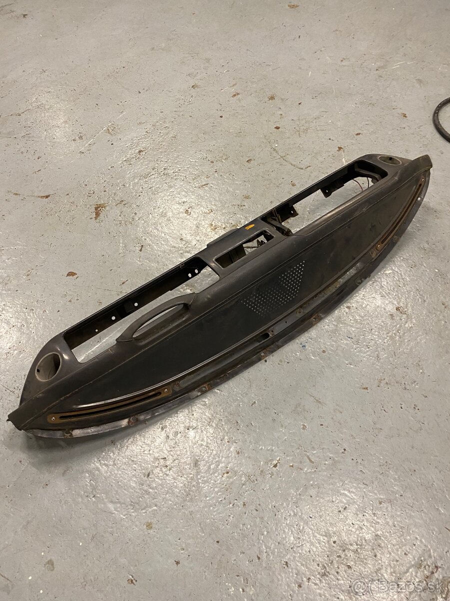 Prístrojovka Vw t2a - 5