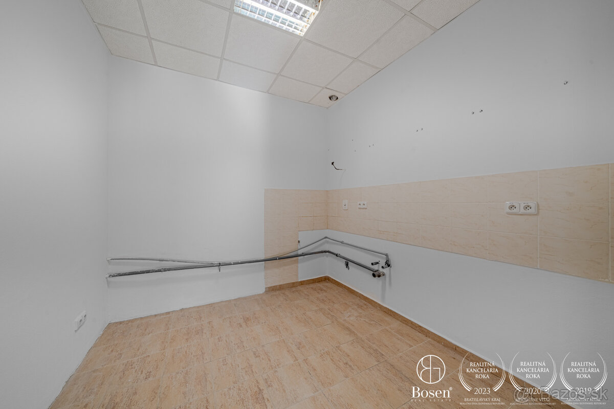 BOSEN | Slnečný obchodný priestor 133 m2, Višňová ulica - 5
