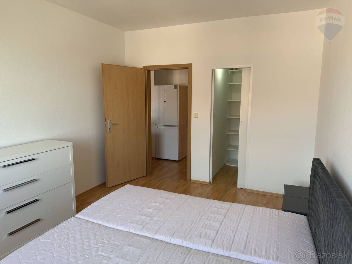 Prenájom bytu (2 izbový) 64 m2, Dunajská Streda - 5