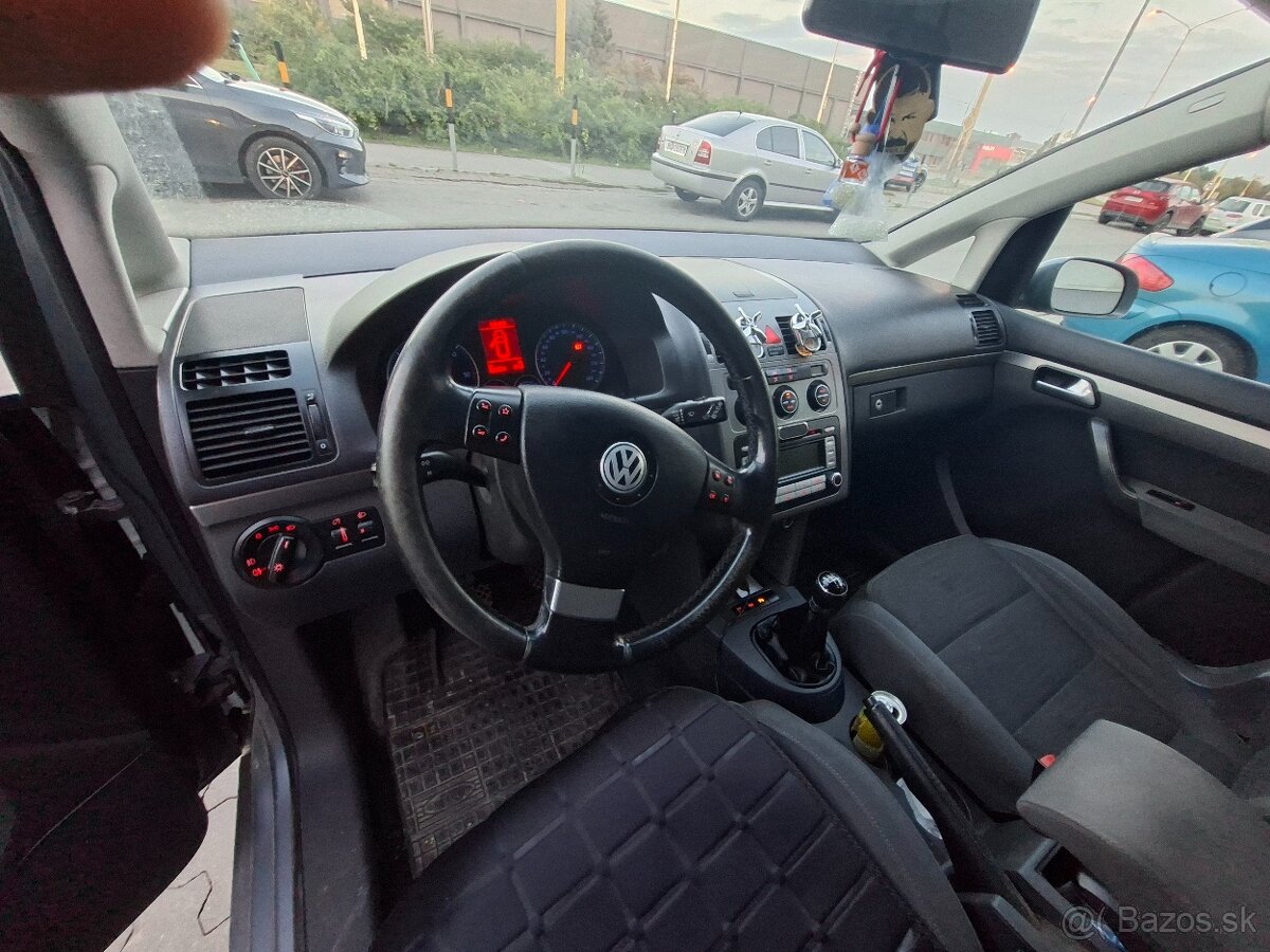Volkswagen touran 2tdi 7miestny - 5