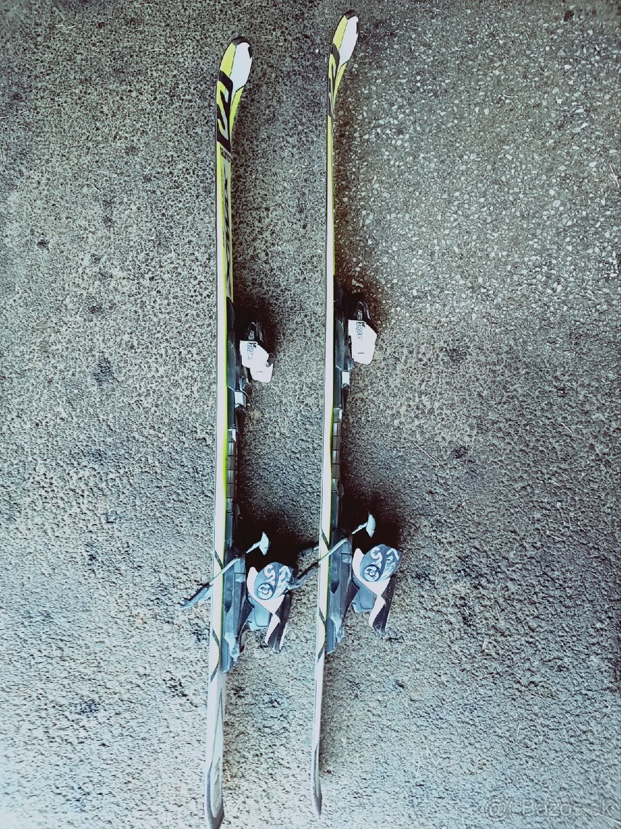 Predám detské Salomon lyže 110 - 5